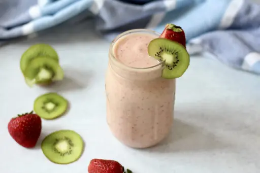12oz Kiwi Quencher Smoothie